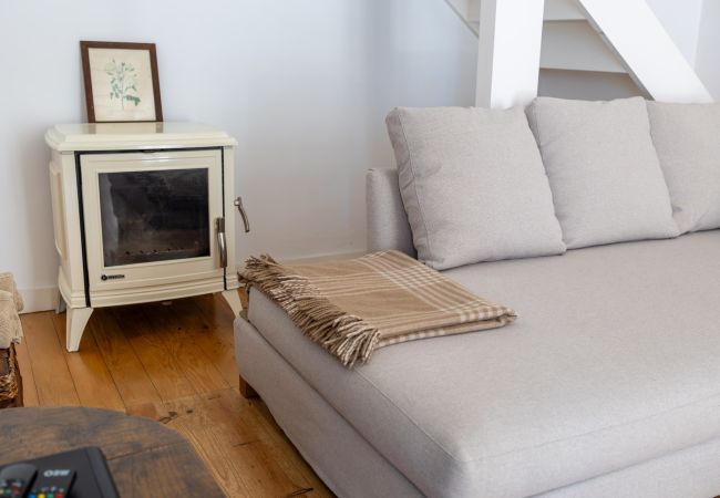 Terraced House in São Martinho do Porto - Charming beach house Terraced House in São Martinho do Porto - Charming beach house