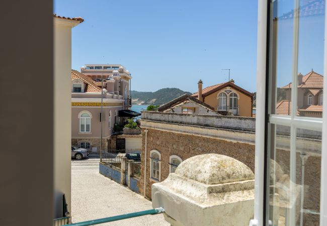Terraced House in São Martinho do Porto - Charming beach house Terraced House in São Martinho do Porto - Charming beach house
