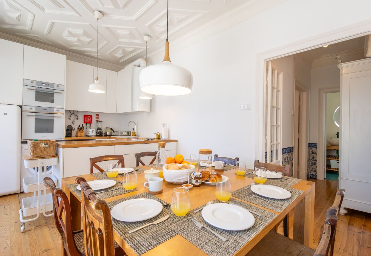 Townhouse in São Martinho do Porto - Charming beach house