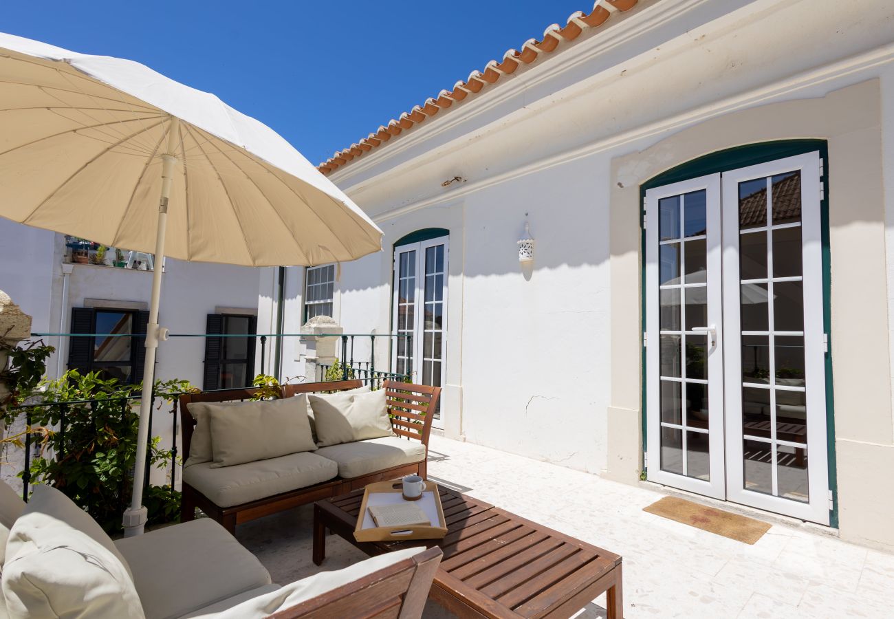 Townhouse in São Martinho do Porto - Charming beach house