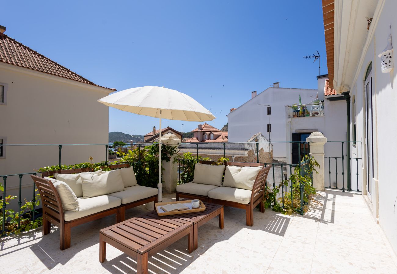 Townhouse in São Martinho do Porto - Charming beach house