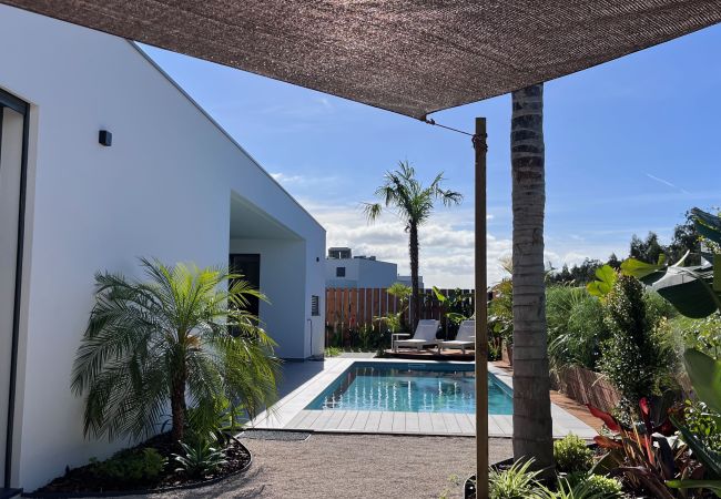Villa in São Martinho do Porto - Villa Olivia  Villa in São Martinho do Porto - Villa Olivia