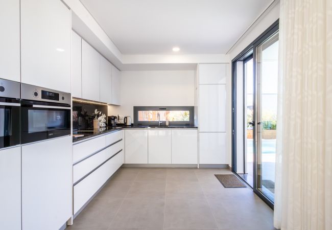 Villa in São Martinho do Porto - Villa Olivia  Villa in São Martinho do Porto - Villa Olivia