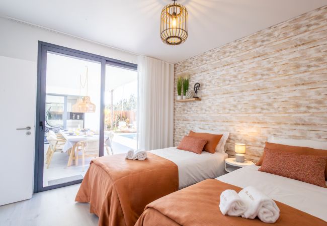 Villa in São Martinho do Porto - Villa Olivia  Villa in São Martinho do Porto - Villa Olivia