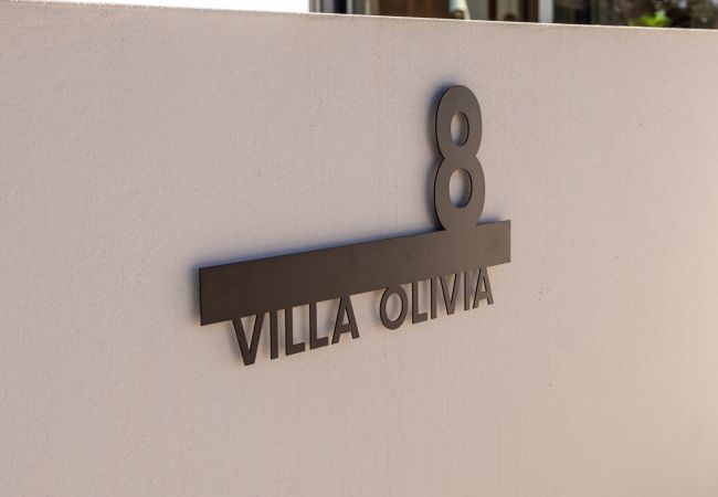 Villa in São Martinho do Porto - Villa Olivia  Villa in São Martinho do Porto - Villa Olivia