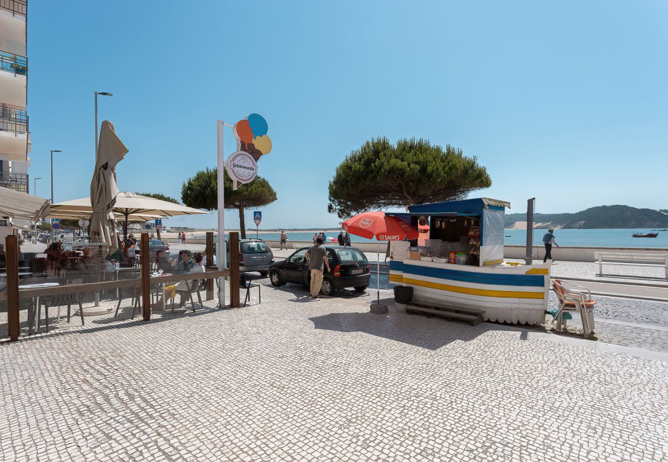 Appartement à São Martinho do Porto - Junto à Praia